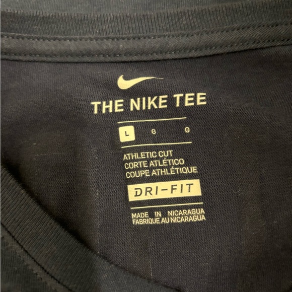 The Nike Tee Cowboys (Elliott) Men’s T-Shirt (L) - Picture 8 of 9